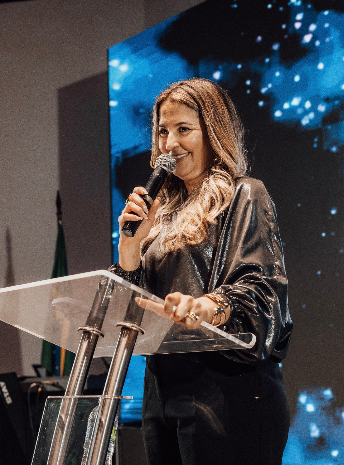 Ap. Priscila Ribeiro — fundadora da Escola Profética